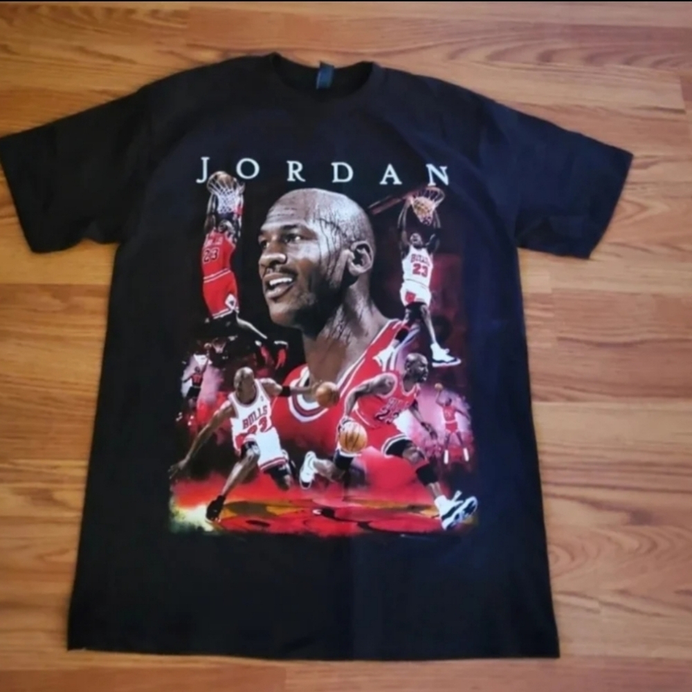 NEW Mens (M) Jordan Chicago Bulls Tee